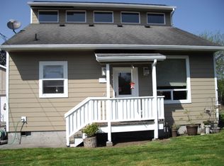 1157 SE 2nd St, Warrenton, OR