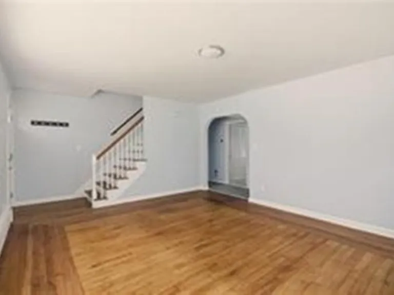 92 Brackett Ave #R — Photo 3