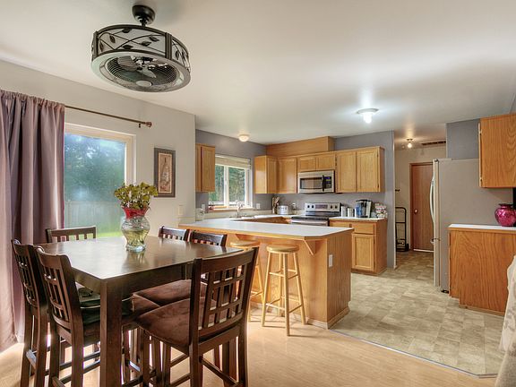 3rd image of 8524 148th Street Ct E