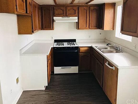 3rd image of 4742 W 153rd Pl APT 3