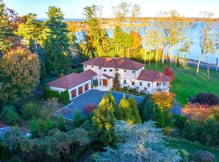 900 W Shore Rd, Oyster Bay, NY 11765