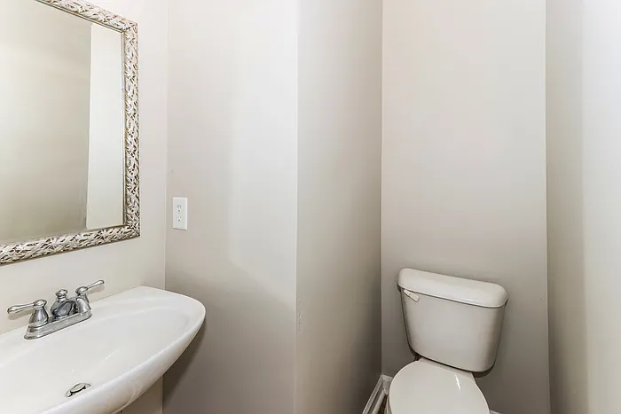 209 McEwen Ct — Photo 13