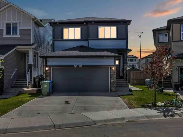 184 N Cornerbrook Cmn NE, Calgary, AB T3N 1L9