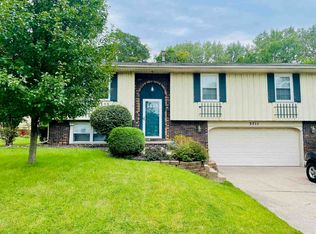 3711 N Millbrook Rd, Peoria, IL 61615