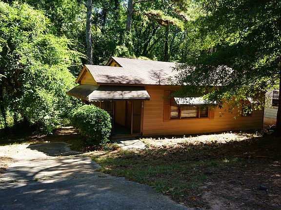 2nd image of 603 Parkdale Dr
