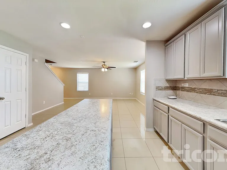10718 Castello Cyn — Photo 6