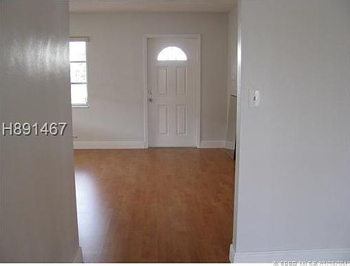 4th image of 6608 NW 74th Pl