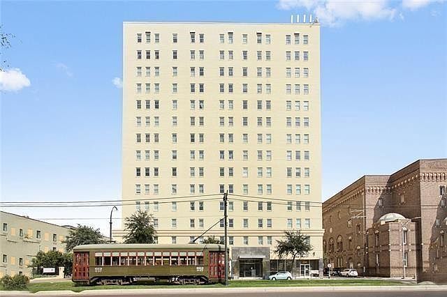 1st image of 1205 Saint Charles Ave APT 809