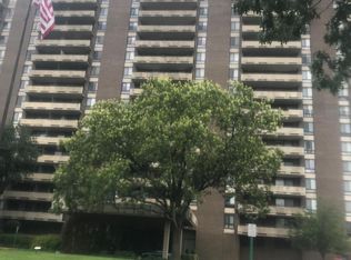 1800 Old Meadow Rd APT 211, Mc Lean, VA 22102