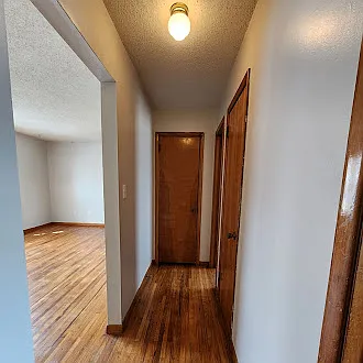 905 W Benton Street — Photo 4