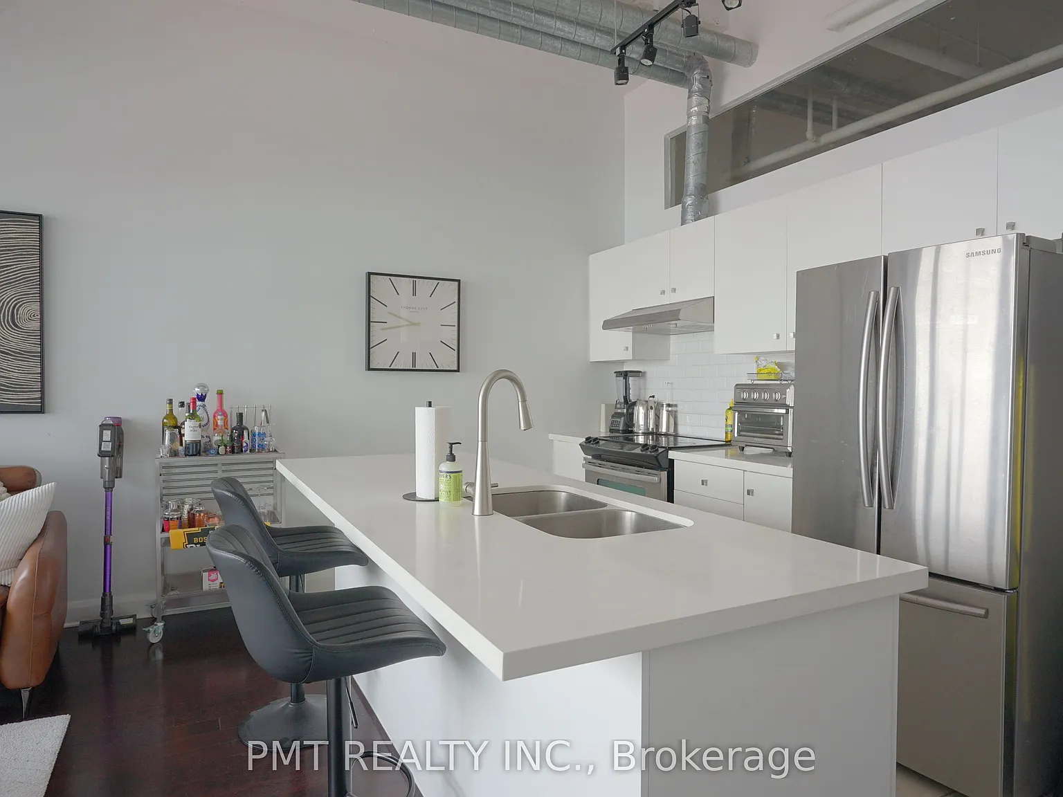 1 bed, $2,700 — Photo 4