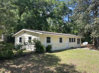 3612 Shoreline Dr, Tallahassee, FL 32305