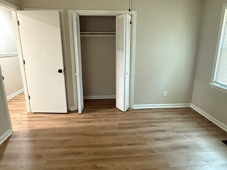 840 Mills Rd — Photo 11