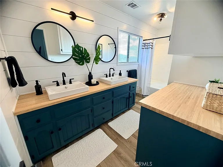 19230 Pinto Way — Photo 31