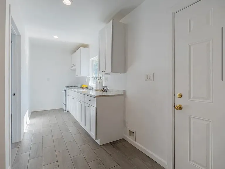 8105 Bevis Ave — Photo 4