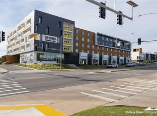 3889 N Steele Blvd #305, Fayetteville, AR 72703
