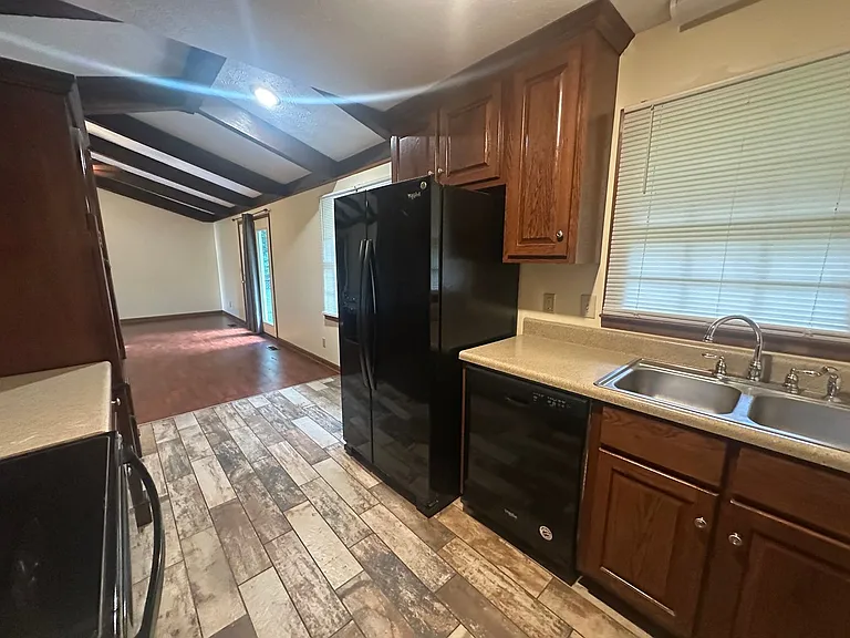 6235 Cane Creek Cir — Photo 11