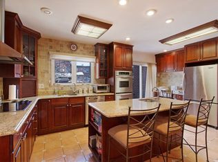 8860 62nd Dr, Rego Park, NY 11374