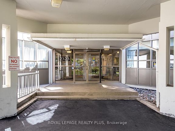 4th image of 2323 Confederation Pkwy Unit 408