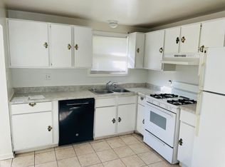 3015 Emmaus Ave #1, Zion, IL 60099