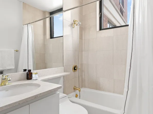 222 Riverside Drive image 10 of 10