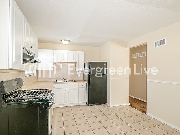 5th image of 1535 Redman Blvd