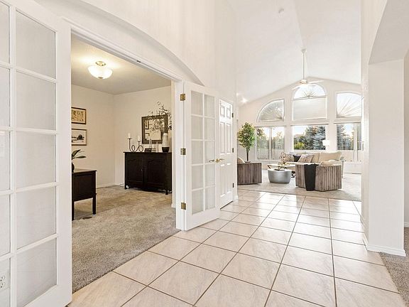 3rd image of 8138 Scenic Ridge Dr
