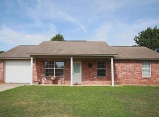 303 N 36th St, Ozark, AR 72949