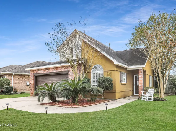 307 Heather Row, Lafayette, LA 70507