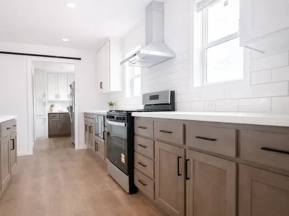 23741 W Lakepoint Dr #149, Channahon, IL 60410