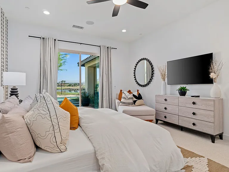 Master Suite 1
