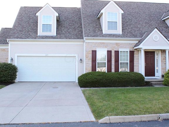 3rd image of 605 Fernwood Pl