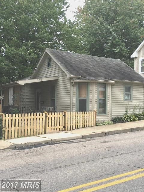 Exterior (Front)