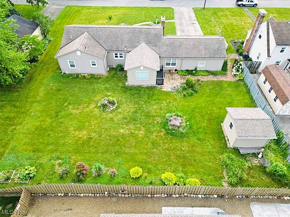 5th image of 4727 Firnley Ave
