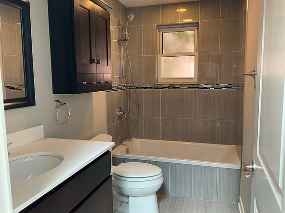 2nd image of 1500 N Bosworth Ave #3