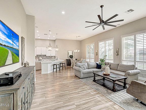 5th image of 12053 E POINSETTIA Drive
