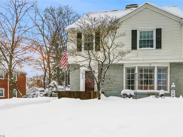 3530 Glencairn Rd, Shaker Heights, OH 44122