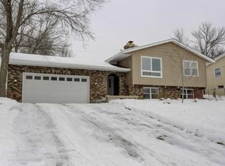 18002 Weaver Lake Dr, Maple Grove, MN 55311