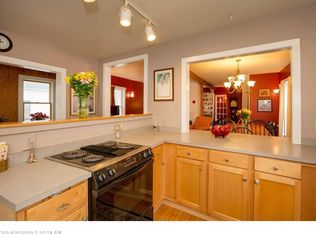 72 Jordan Ave, Brunswick, ME 04011