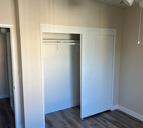 4th image of 118 Ximeno Ave #3