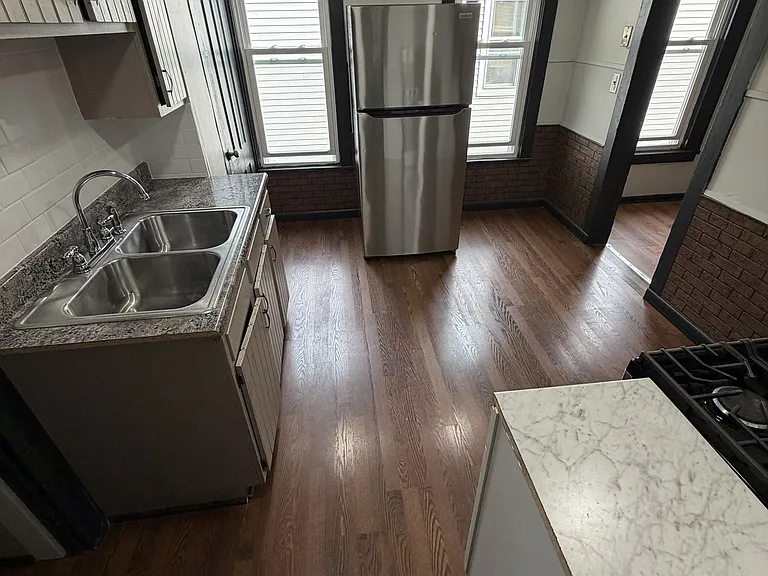 71 Prospect St #2 — Photo 1