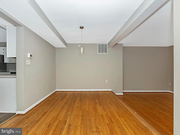 4th image of 108 Bracken Ct