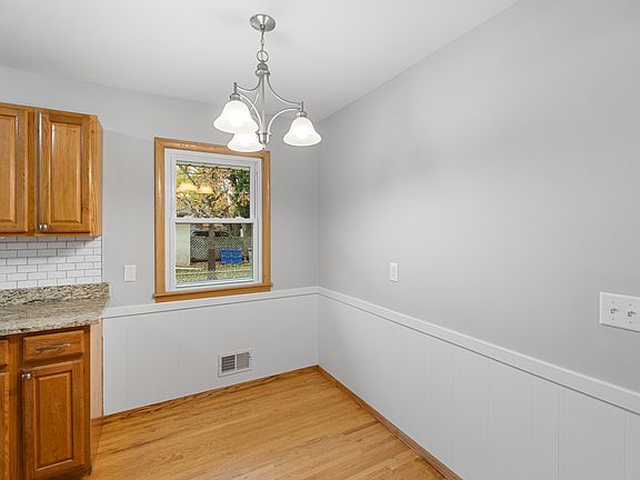 5th image of 7131 Ewing Ave N