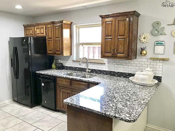 5th image of 5210 Brookwood Dr