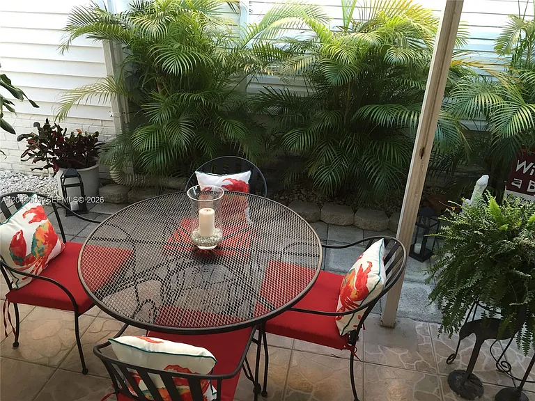 5125 SW 26th Ct — Photo 11