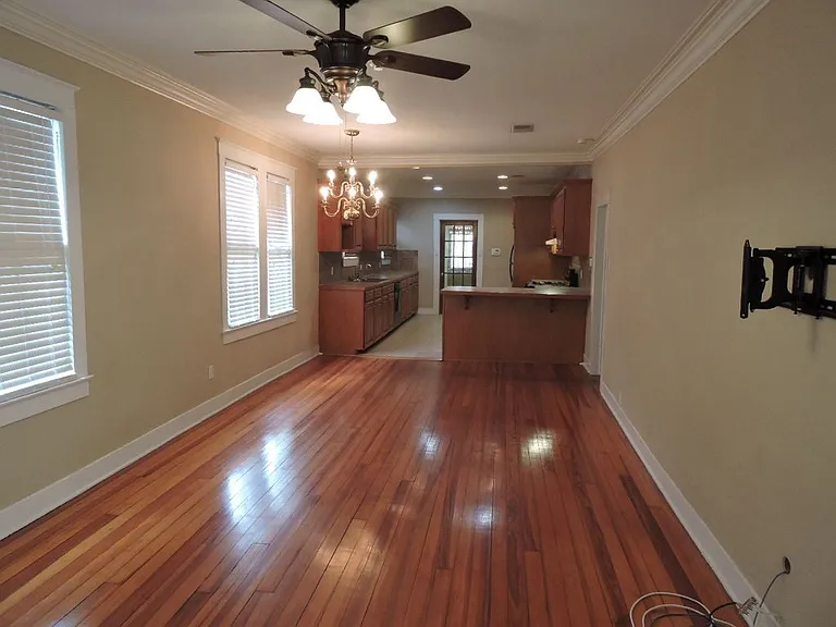 1320 Perkins Rd — Photo 7