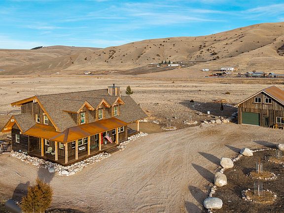 2nd image of 111 Boulder Patch Rd