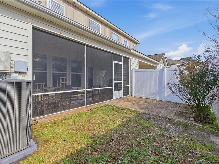 205 Durham Park Way — Photo 37