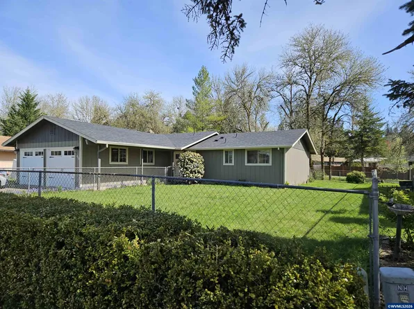 2752 Newton St, Philomath, OR 97370