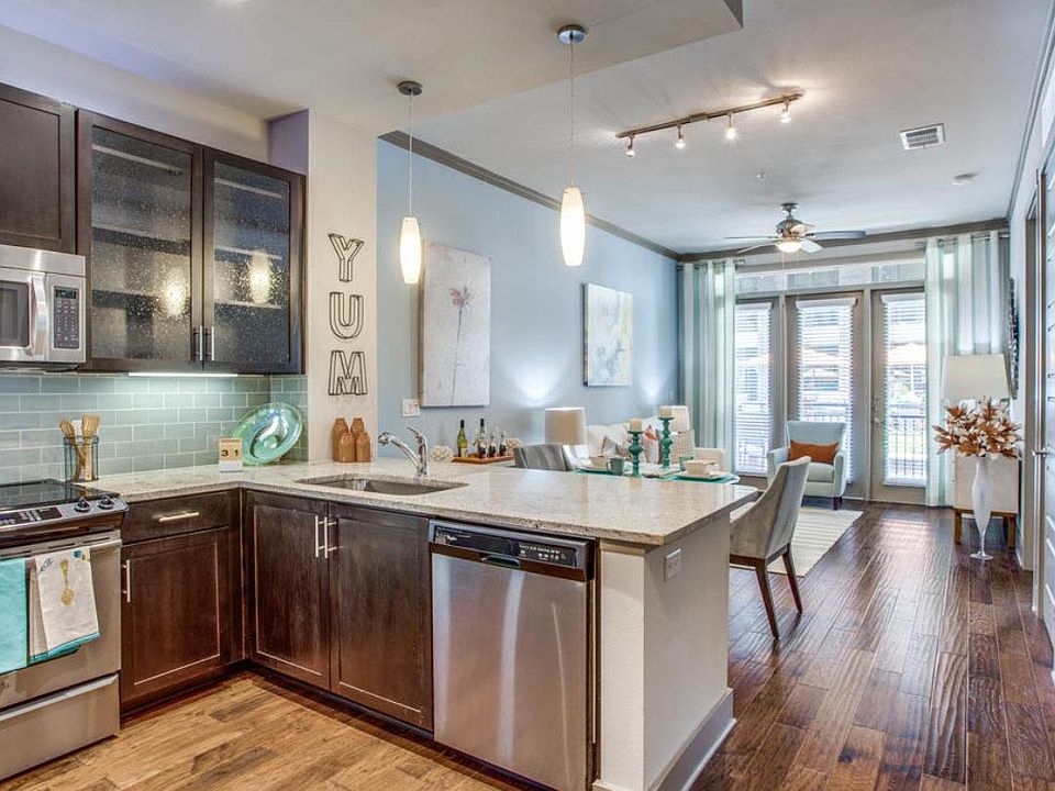 1st image of 2828 Lemmon Ave E #6ya32ty4p